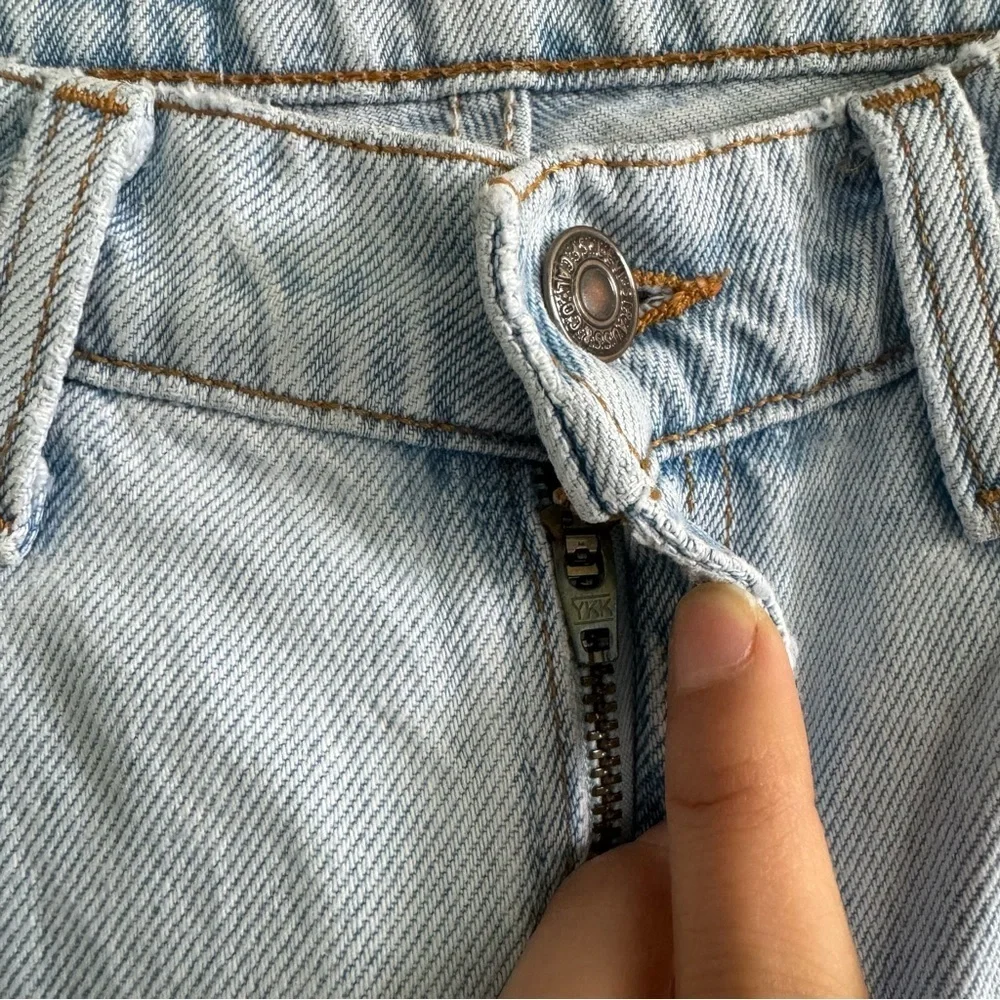 Vintage 550 Levi’s 1996 Made in the USA Size 28